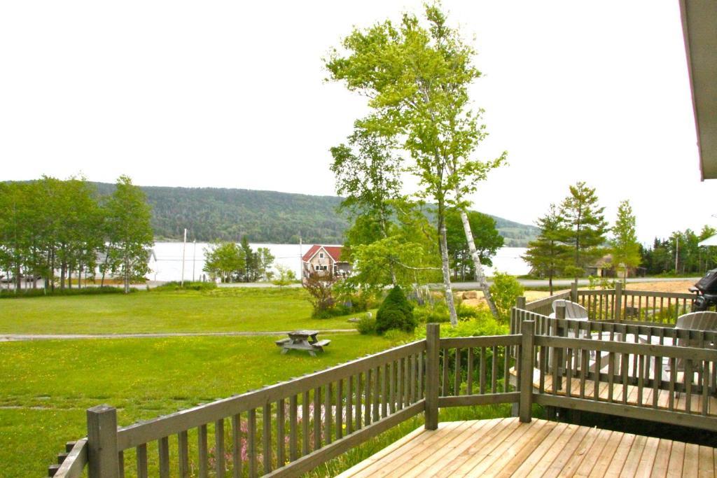 Baddeck Inlet Broadwater Inn & Cottages חדר תמונה
