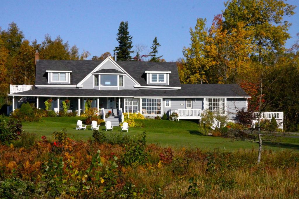 Baddeck Inlet Broadwater Inn & Cottages מראה חיצוני תמונה